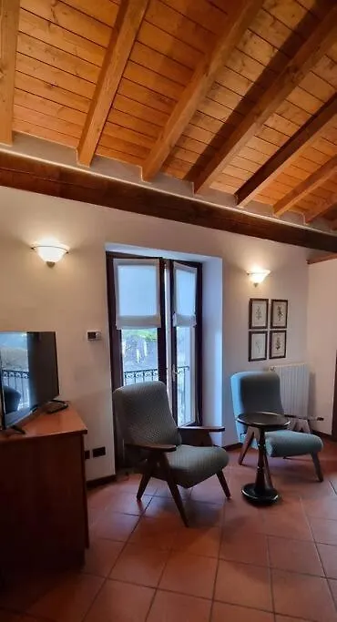 Casa de Férias La Casetta Di Sornico Lierna